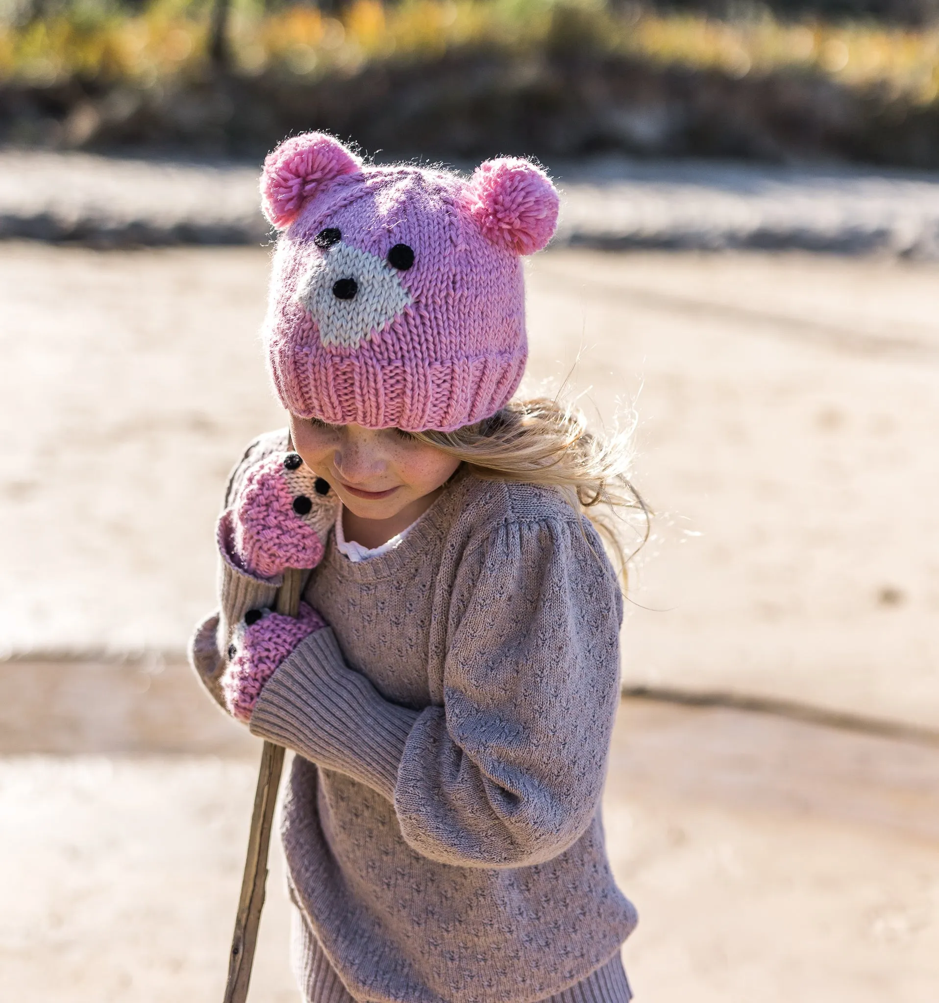 Acorn Bear Face Beanie - Pink