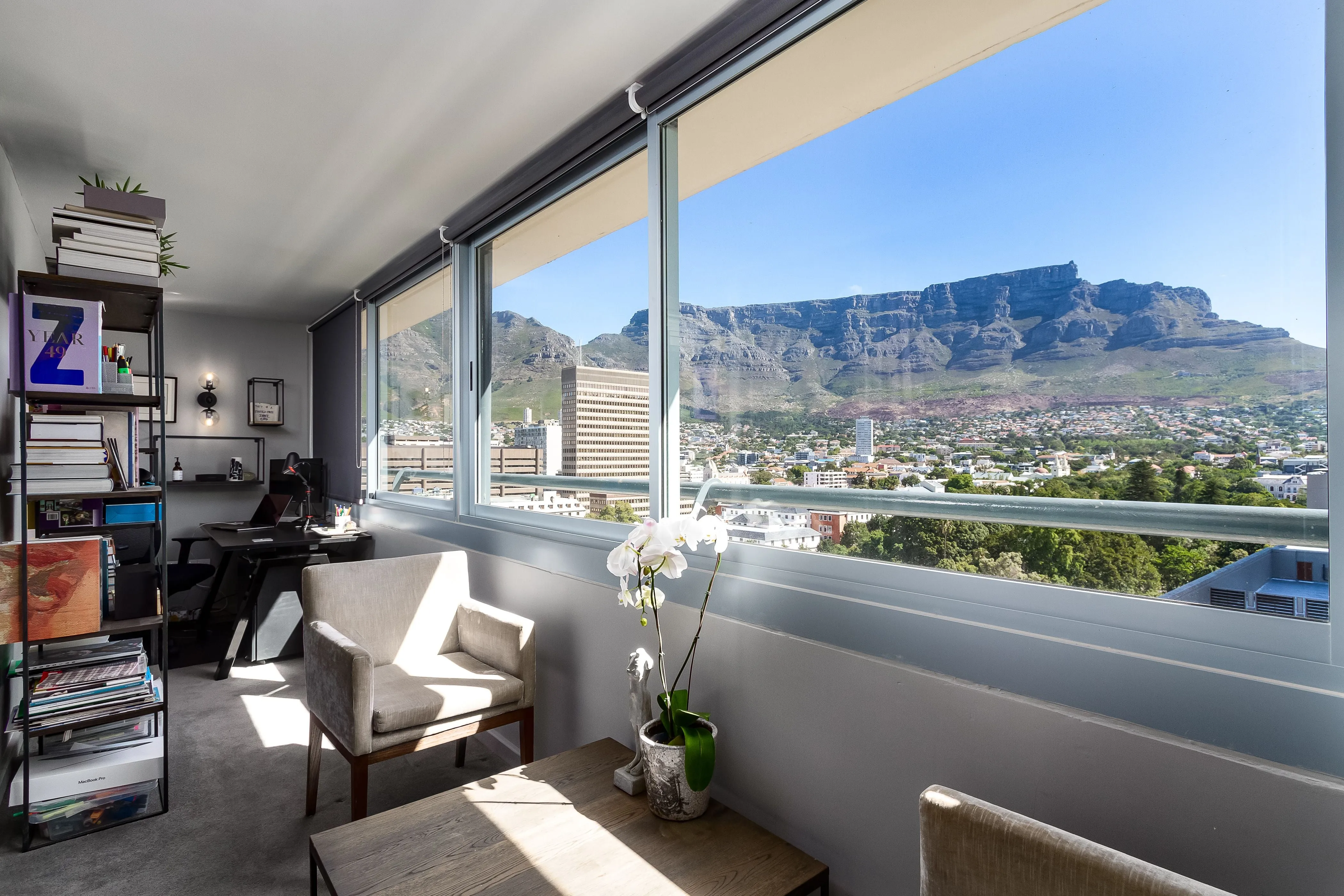 Art Apartment III - Cape Town CBD