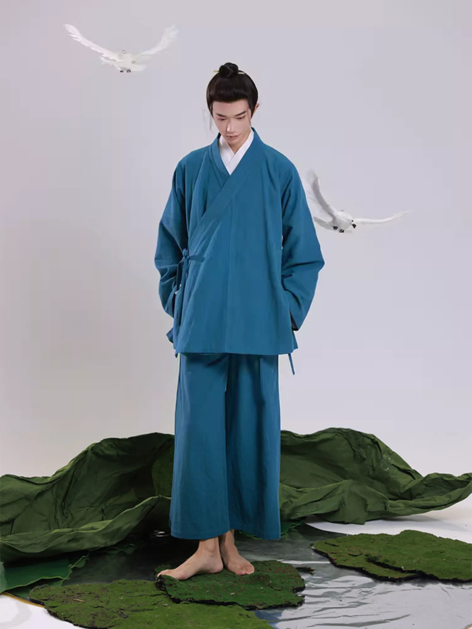 Dian Lan 靛蓝 Indigo Modernized Song Dynasty Unisex Ramie Plant Jiaoling Shan & Trousers Set