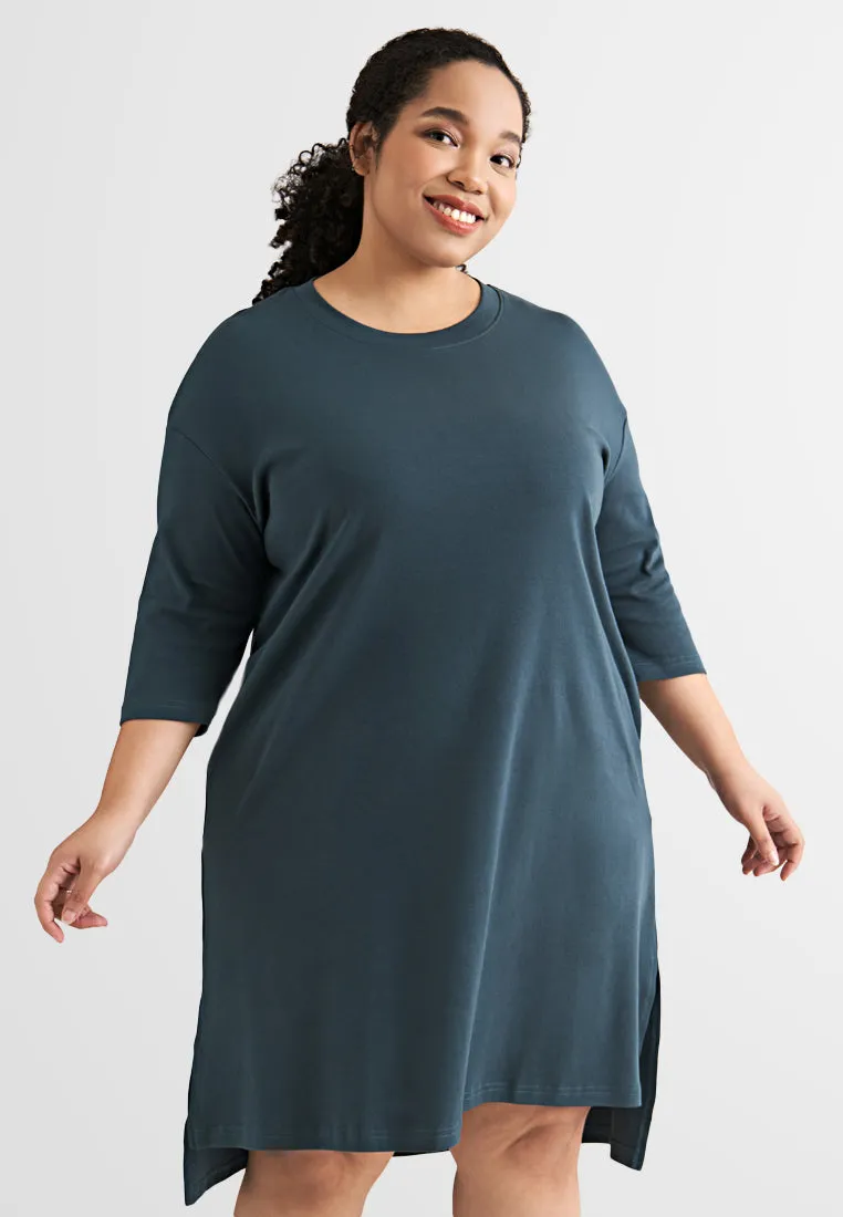 Dionne Minimalist 3/4 Sleeves Dress