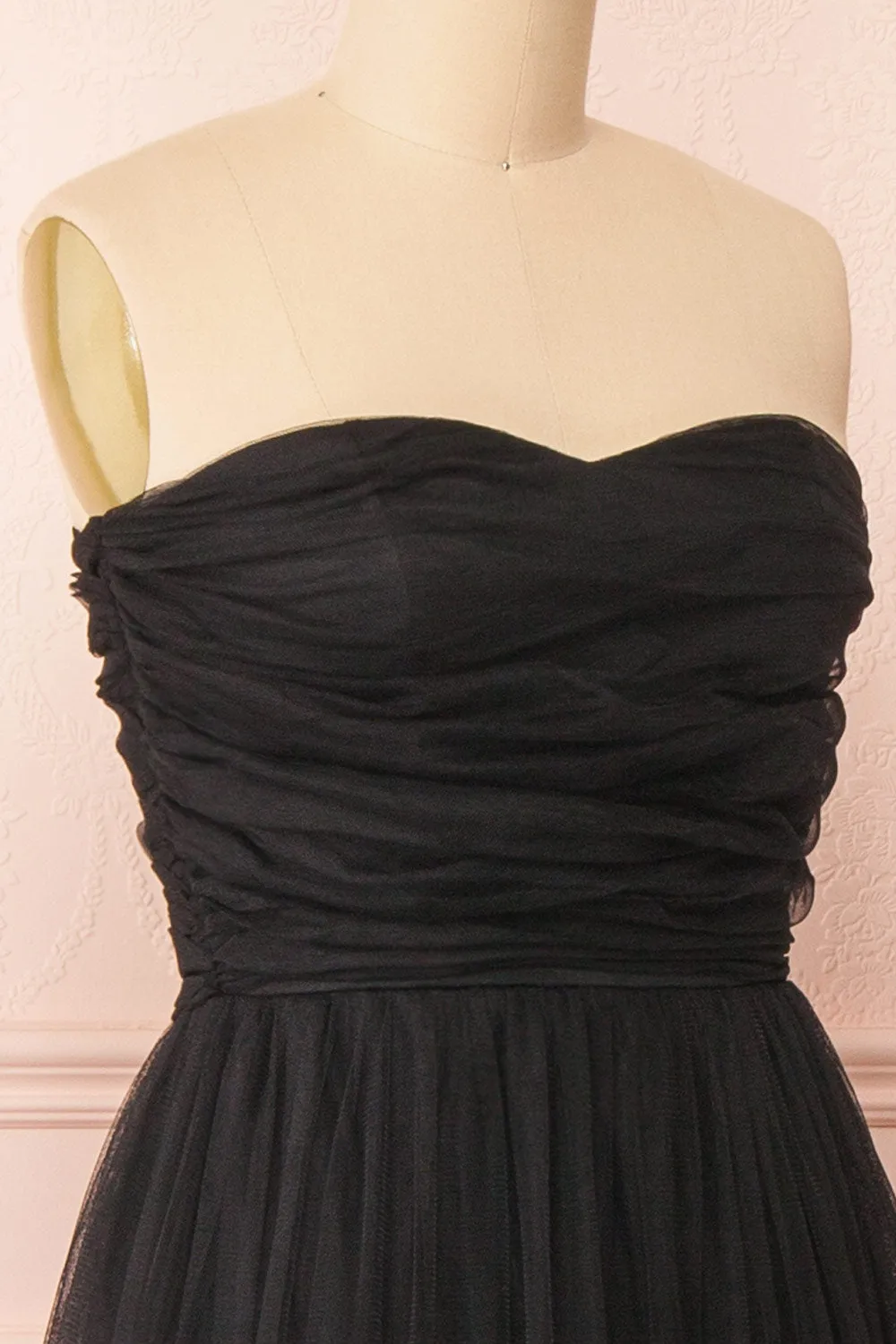 Ifaty Black | Strapless Tulle Midi Dress