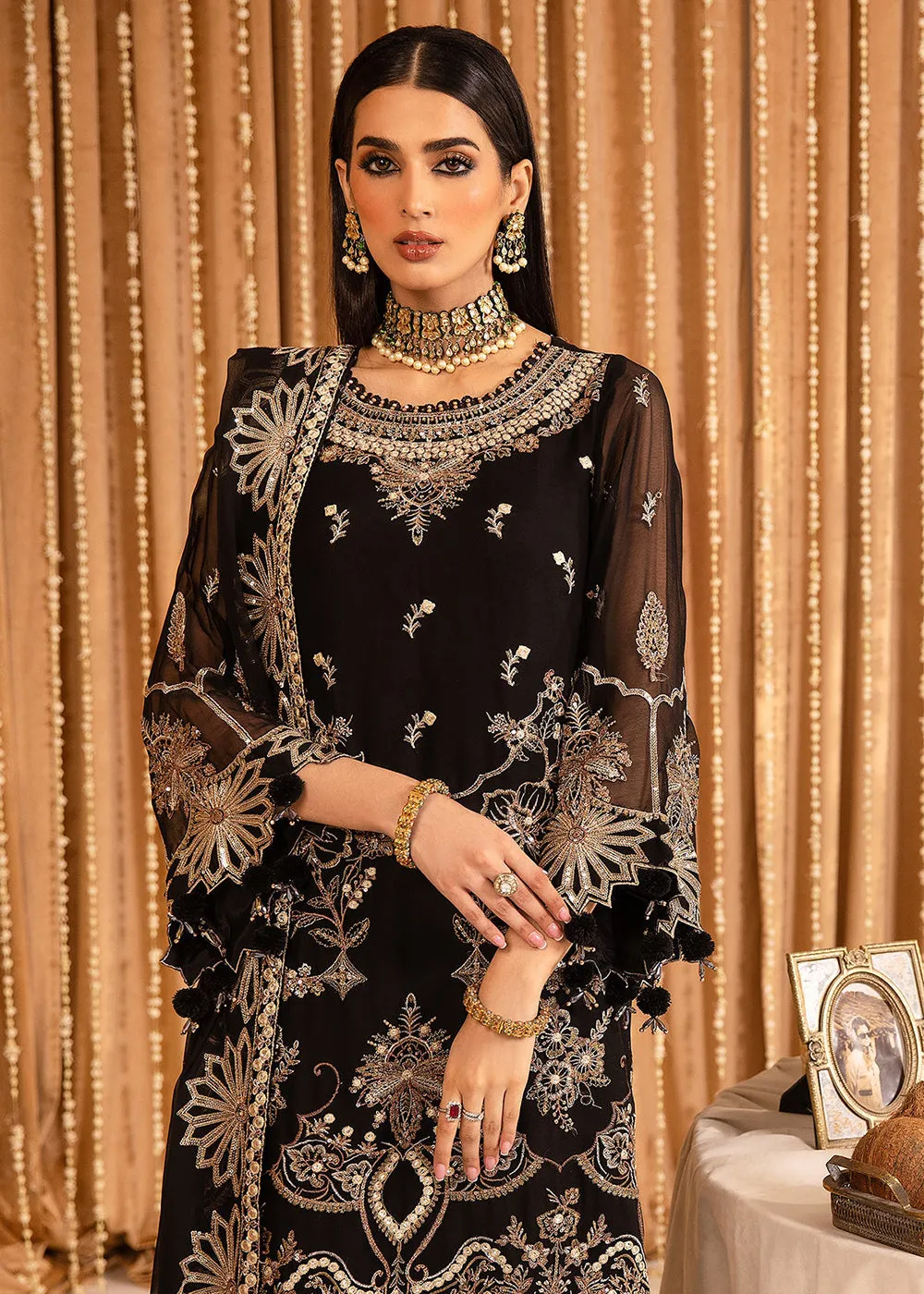 Mehfil E Uroos Luxury Formals 23 by Alizeh | V16D05 - Yesra