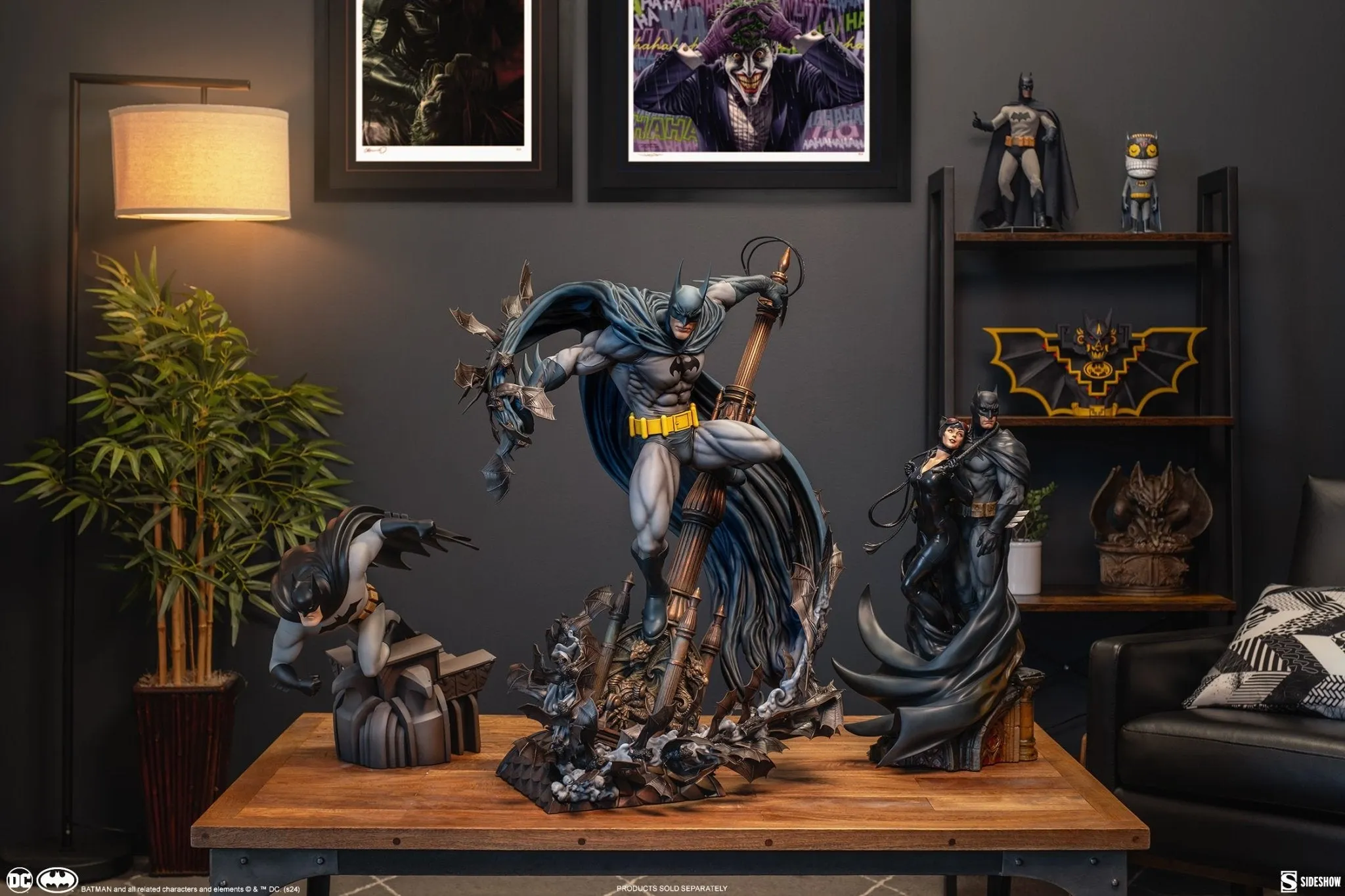 PRE-ORDER: Sideshow Collectibles DC Comics Batman Premium Format Figure