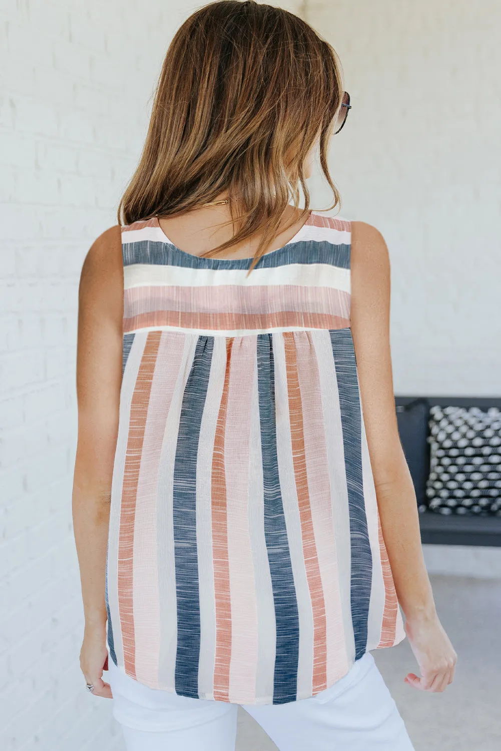 Striped Print Split V Neck Sleeveless Shirt – Bold, Breezy, and Ready to Shine 🌟👚