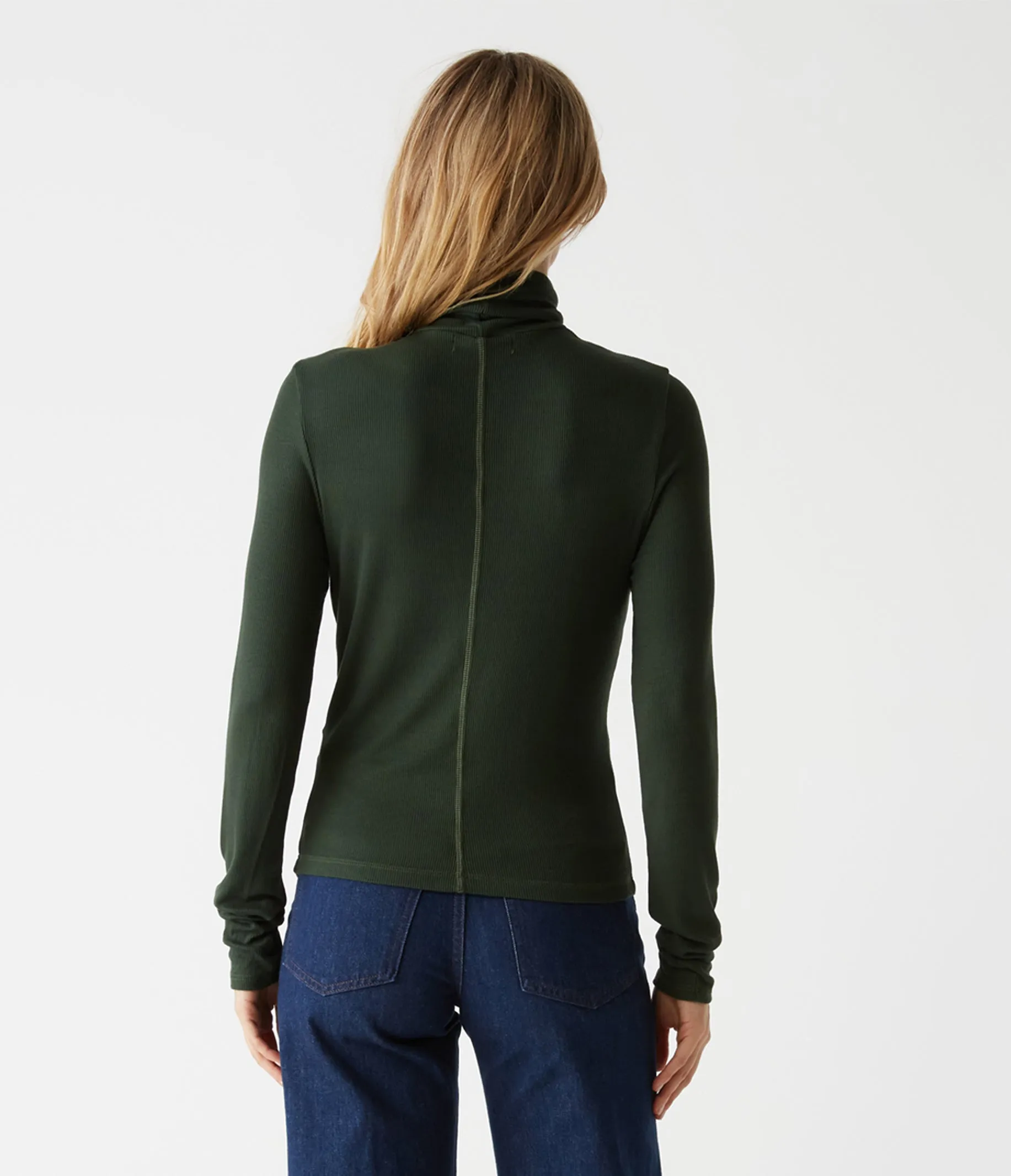 Tara Crop Turtleneck