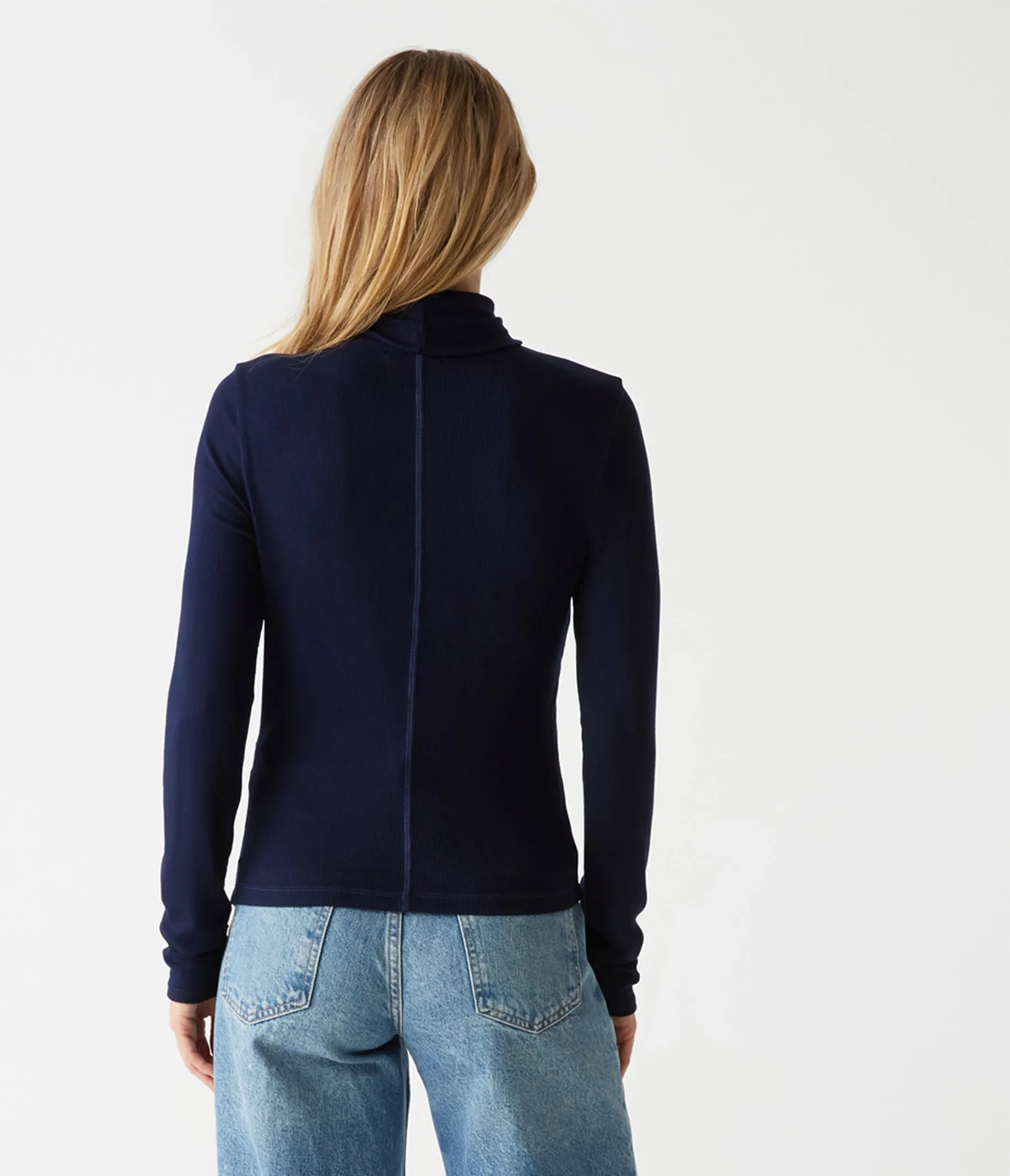 Tara Crop Turtleneck