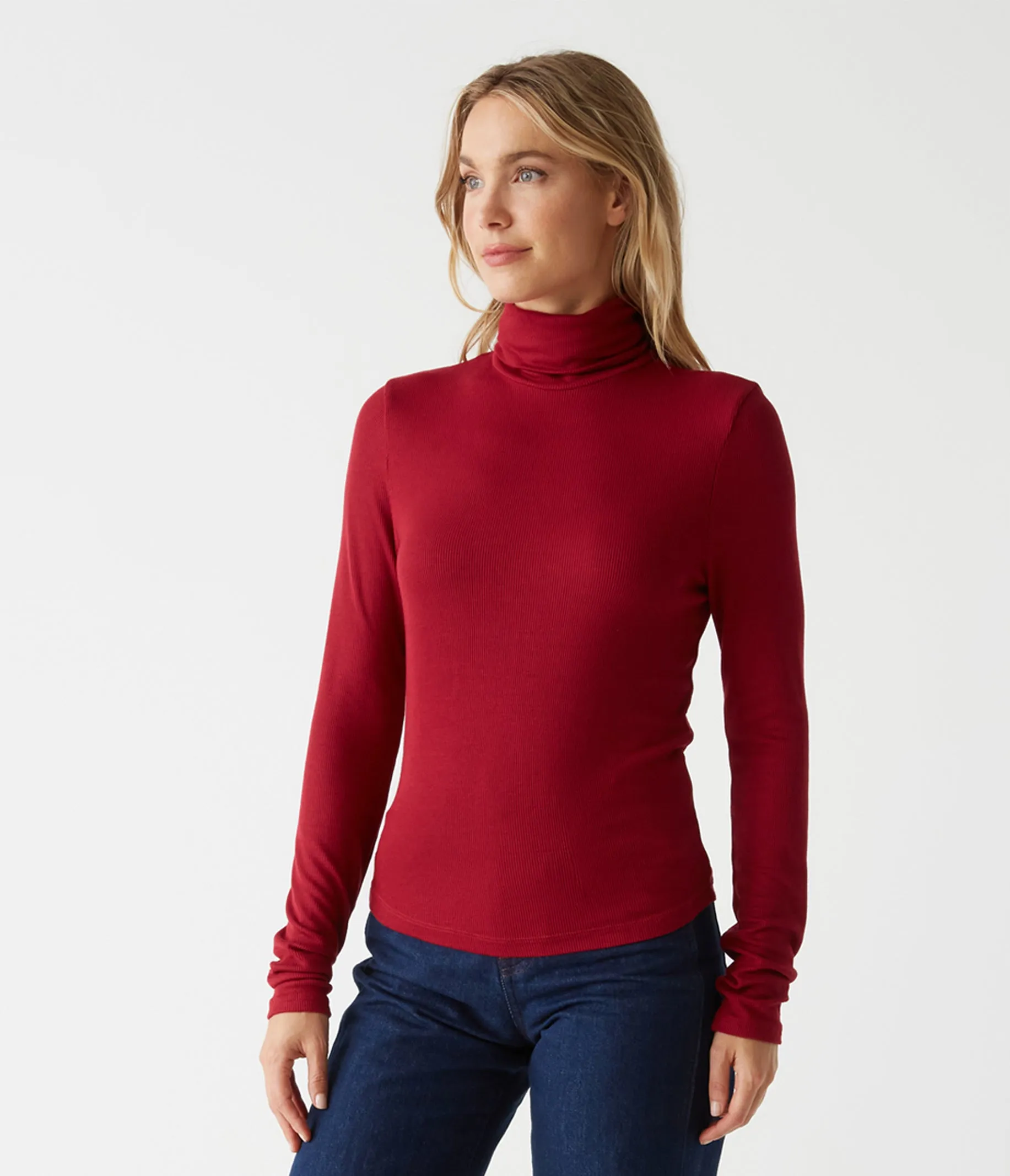 Tara Crop Turtleneck