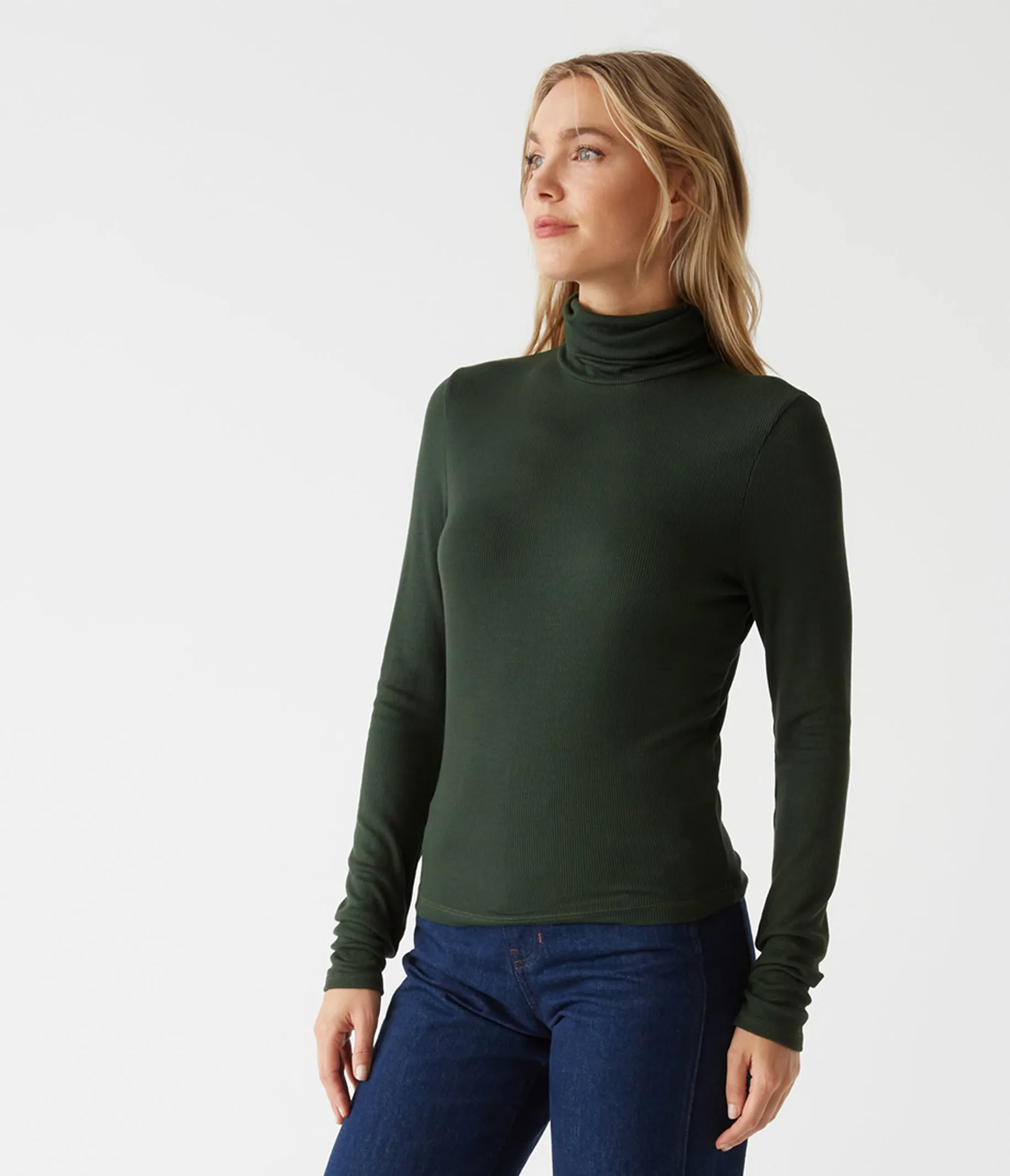 Tara Crop Turtleneck