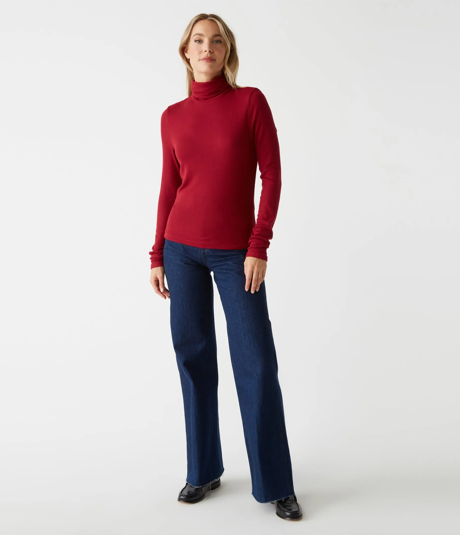 Tara Crop Turtleneck