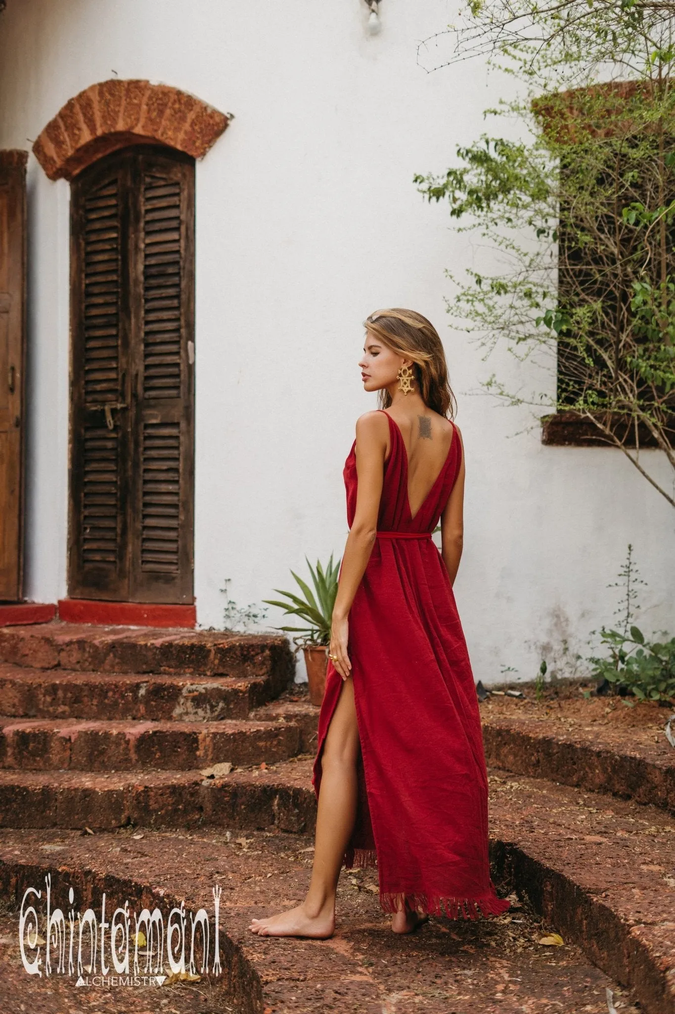 V-neck Maxi Dress / Red Ochre