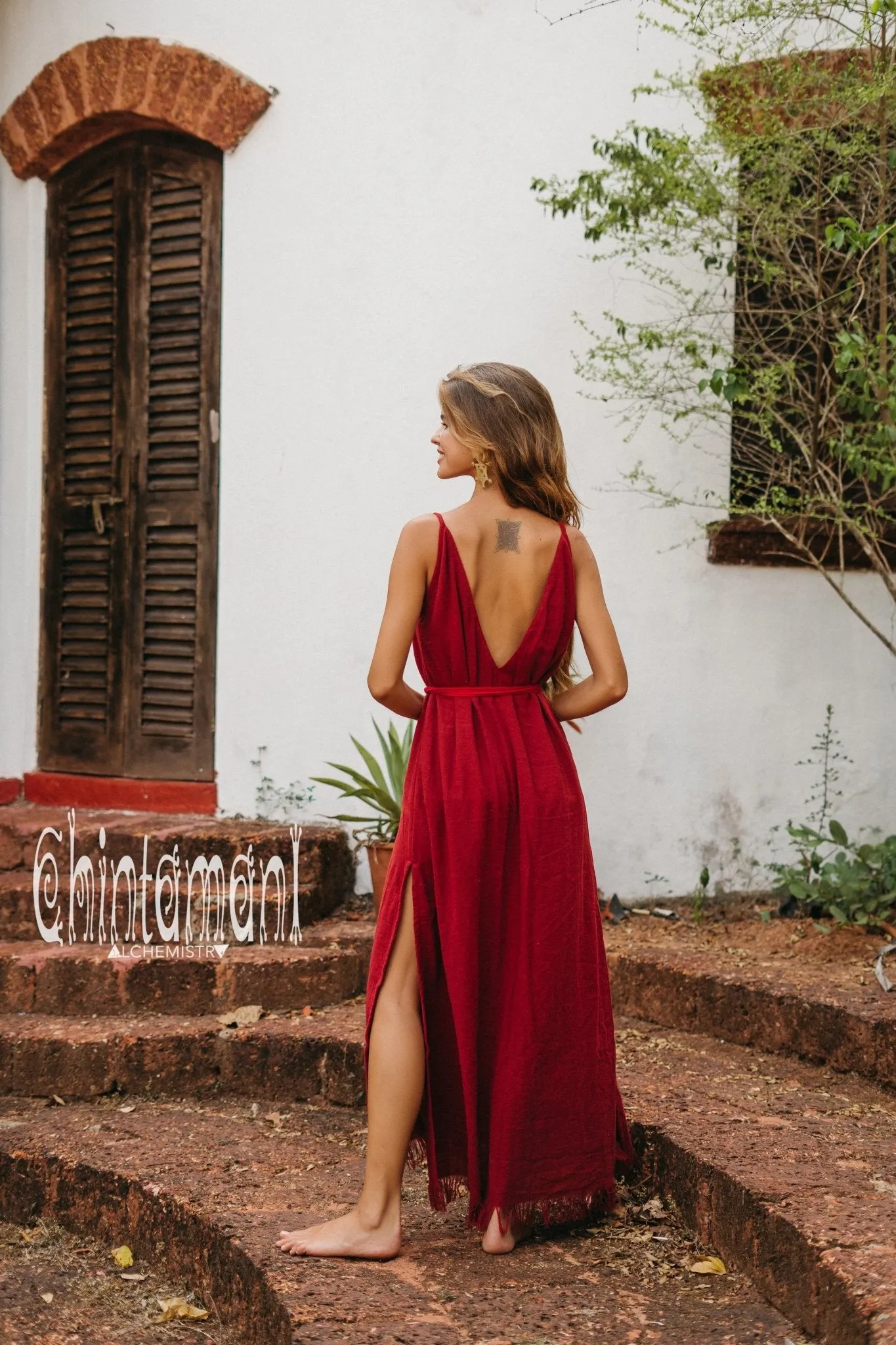 V-neck Maxi Dress / Red Ochre