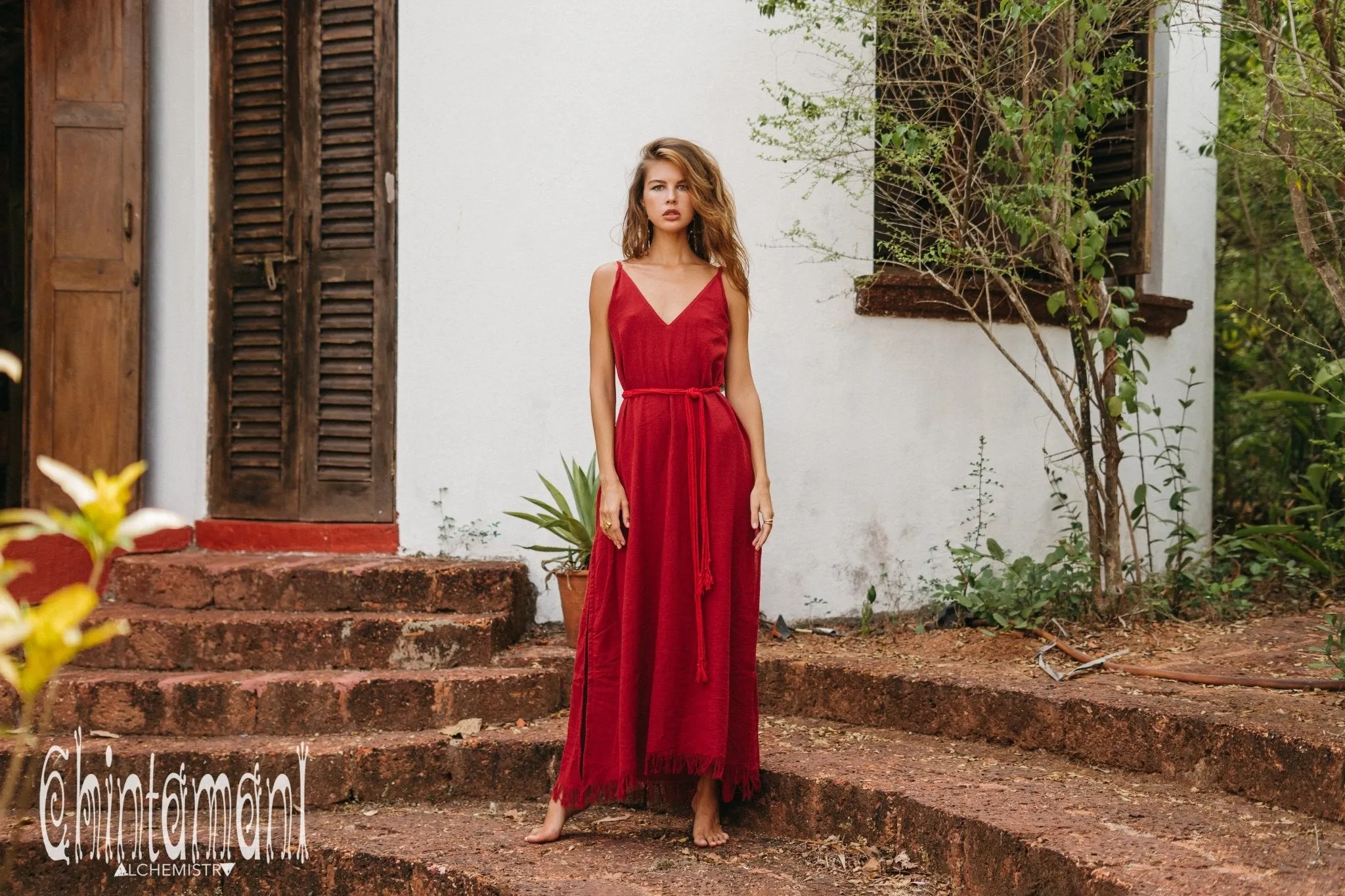 V-neck Maxi Dress / Red Ochre