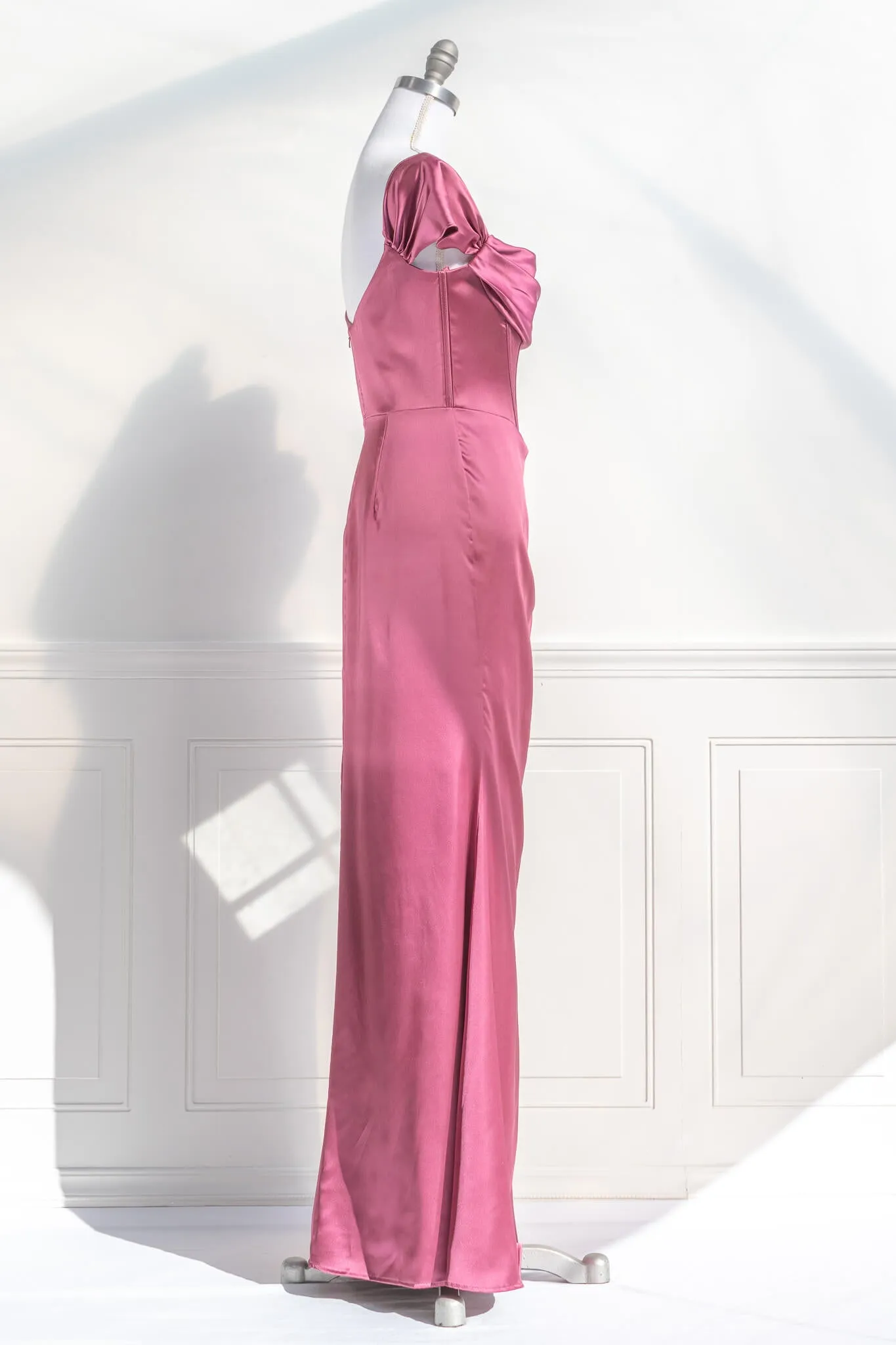 Venus de Milo Dress - Mauve