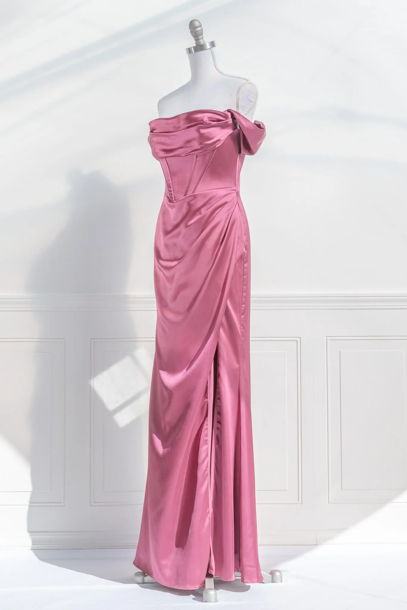 Venus de Milo Dress - Mauve