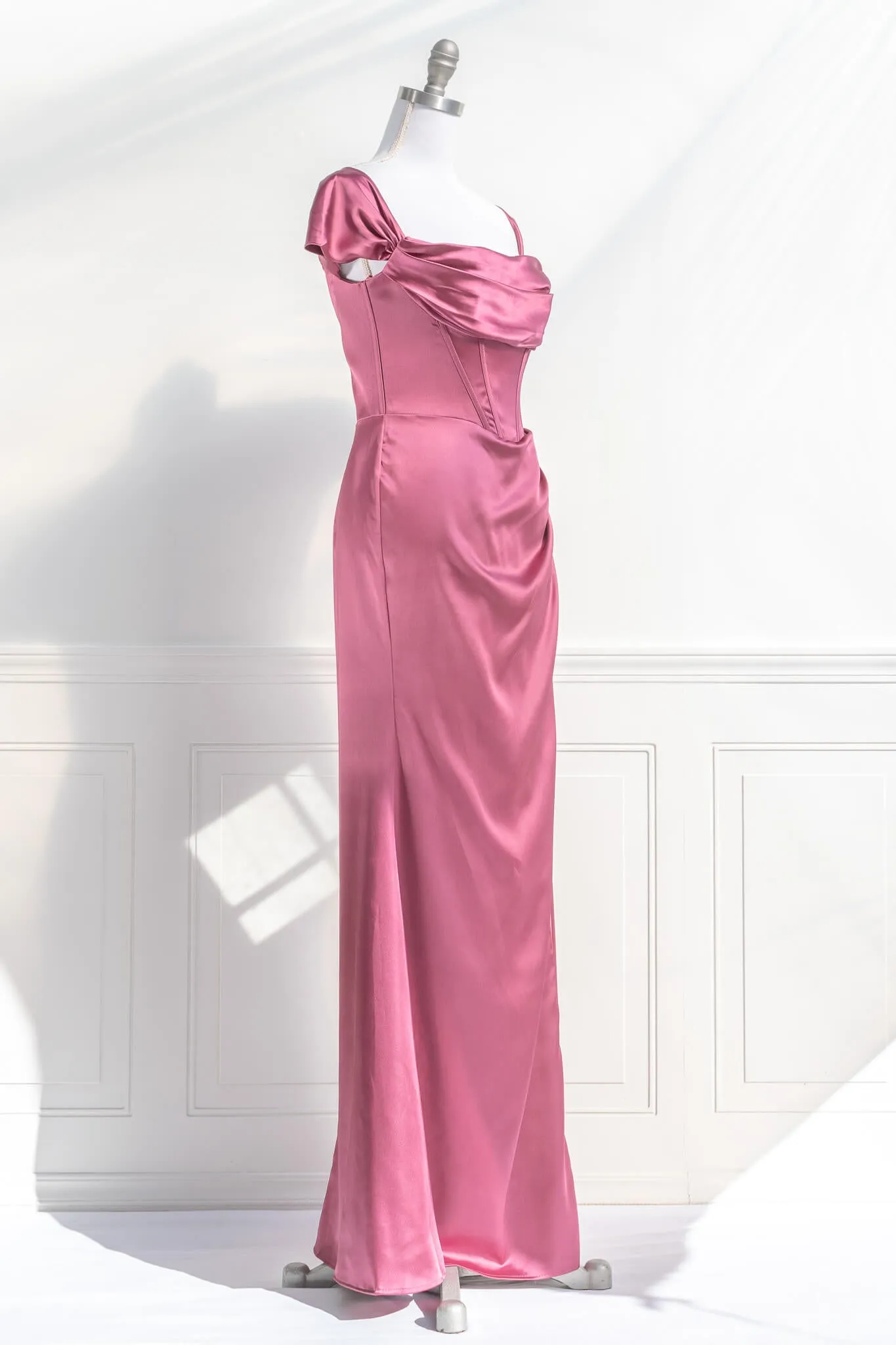 Venus de Milo Dress - Mauve